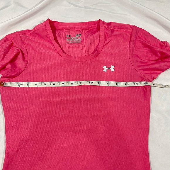Under Armor Women's Fitted T-shirt Size Medium Pink Heat Gear - Picture 7 of 8